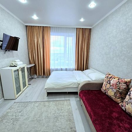 Аэропорт 10 Минут Жк Будапешт163 Daire Astana Dış mekan fotoğraf